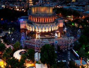 Arto Tunjboyajyan's concert